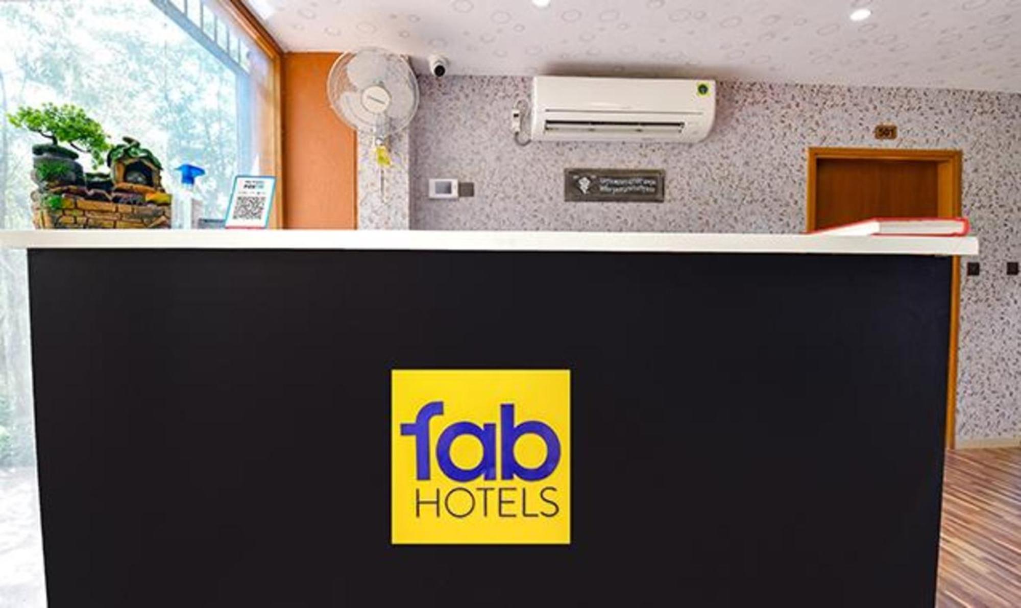 Fabhotel Siddharth Corporate - Vavol, Gandhinagar Exterior photo